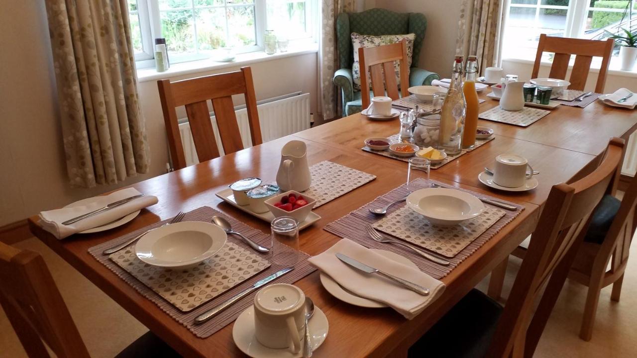 Ha'Penny Acre Bed & Breakfast Sherfield English Екстериор снимка