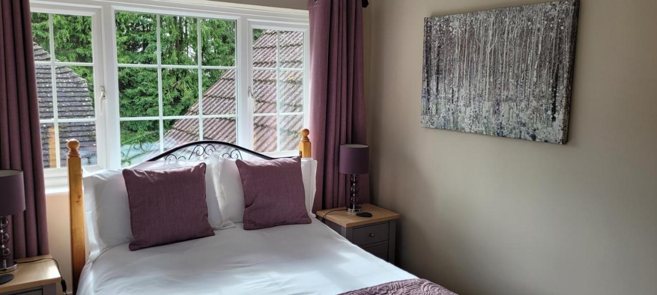 Ha'Penny Acre Bed & Breakfast Sherfield English Екстериор снимка