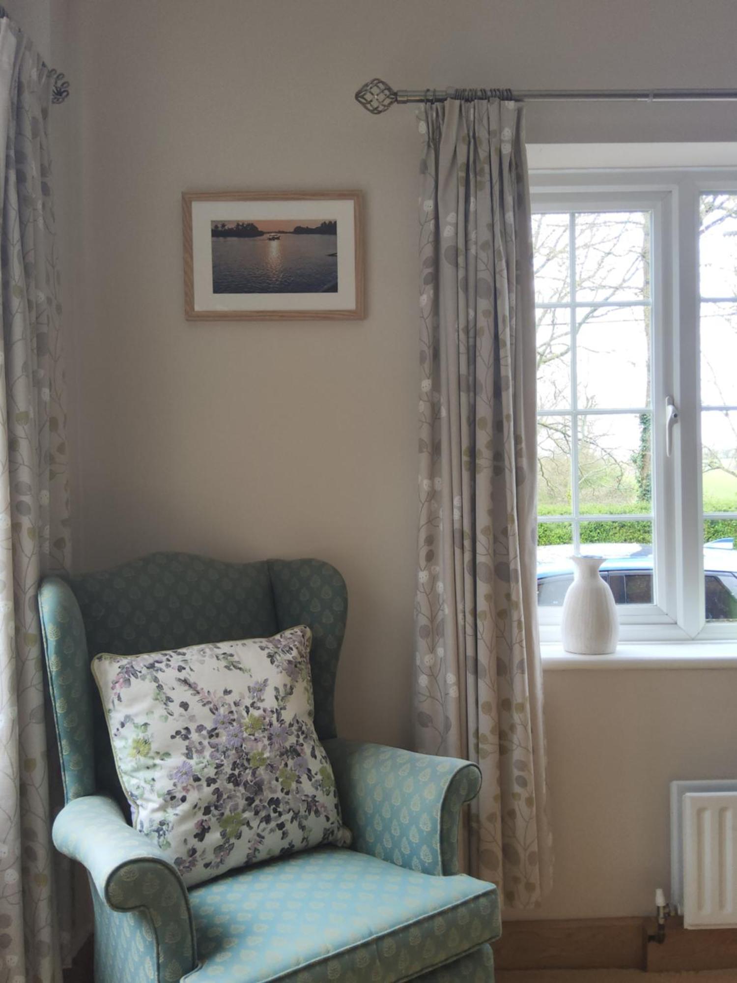 Ha'Penny Acre Bed & Breakfast Sherfield English Екстериор снимка
