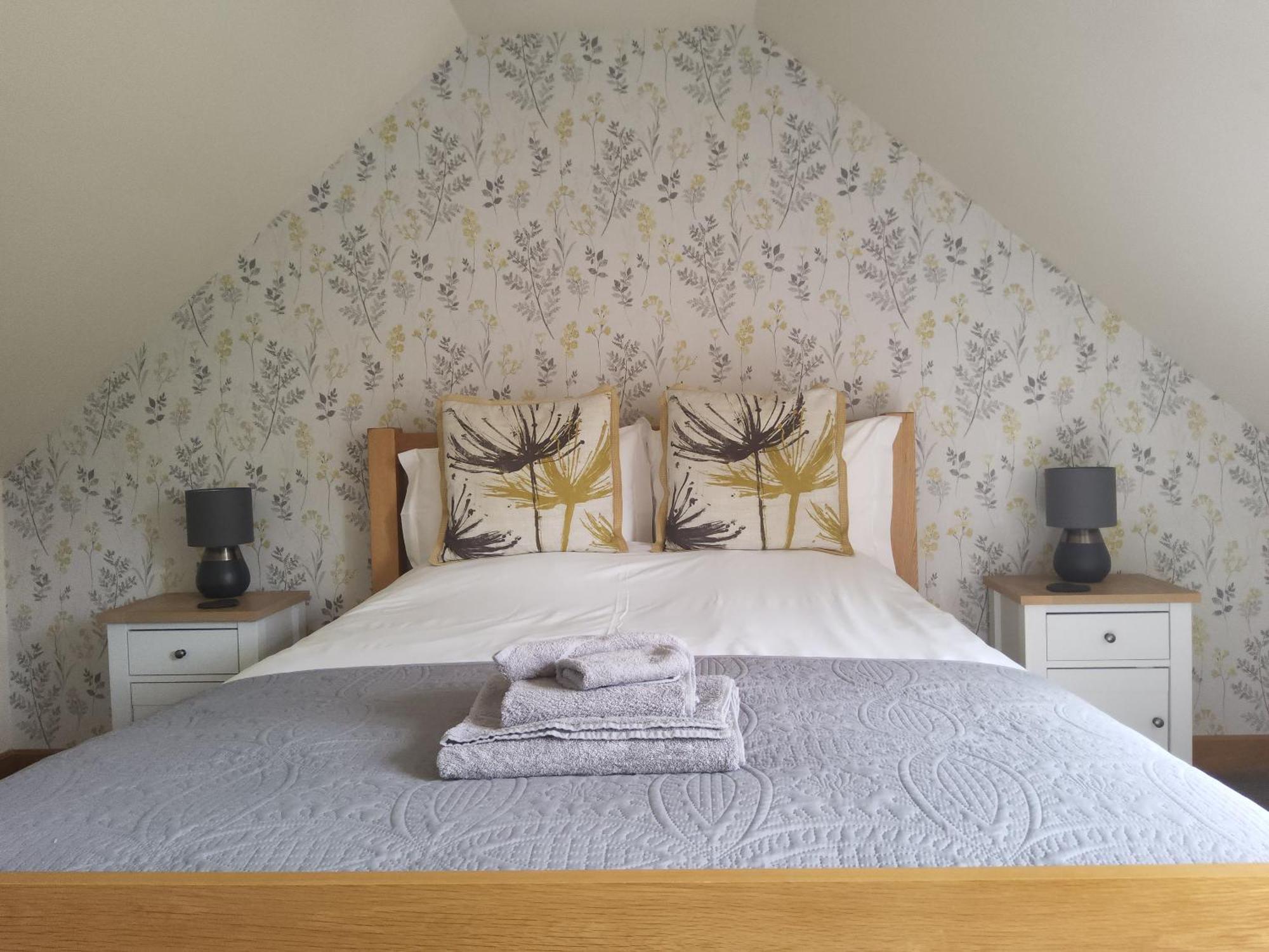 Ha'Penny Acre Bed & Breakfast Sherfield English Екстериор снимка